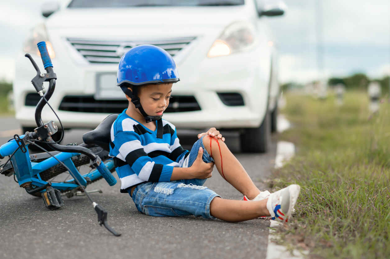 When a Distracted Driver Causes a Child’s Bicycle Injury in a Texas Neighborhood