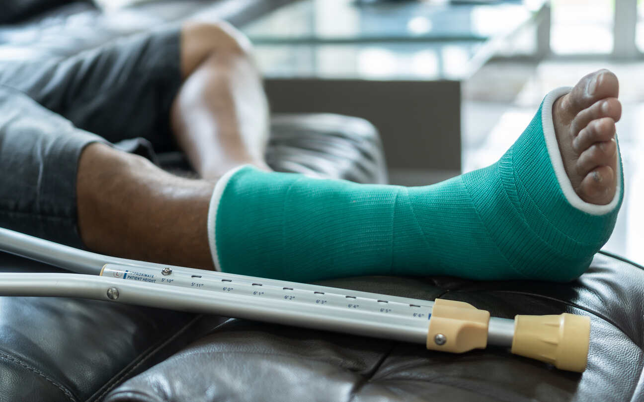 Complicated Fractures in Houston Injury Cases: Why the Type of Break Impacts Compensation